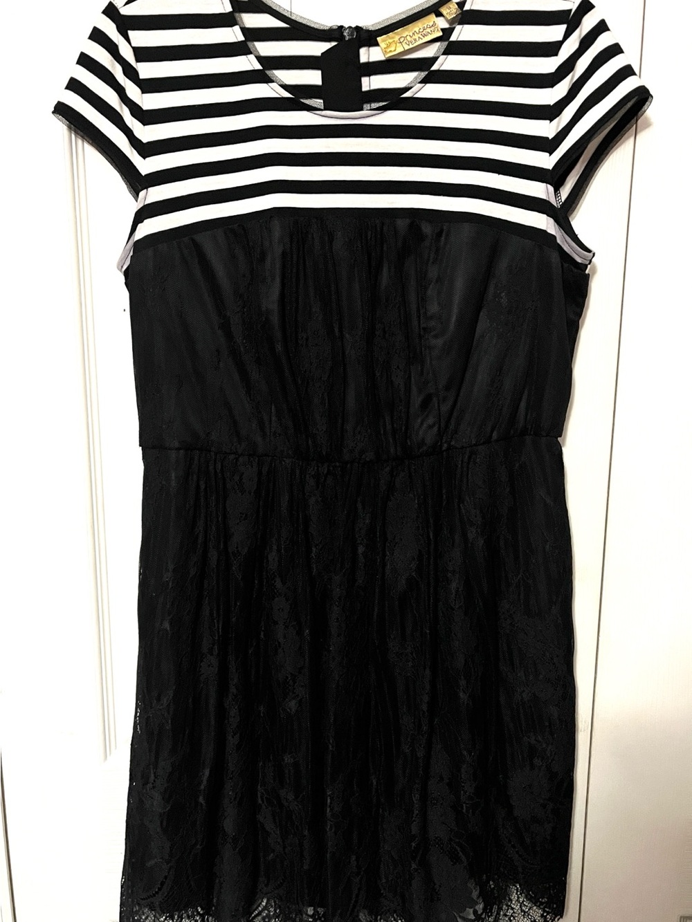 Princess Vera Wang Black and White Striped Bodice Lace Skirt Dress